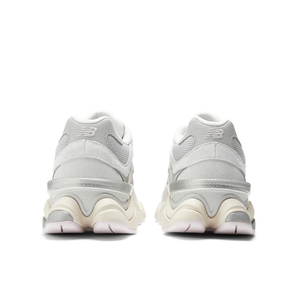 9060 "Grey Lilac"