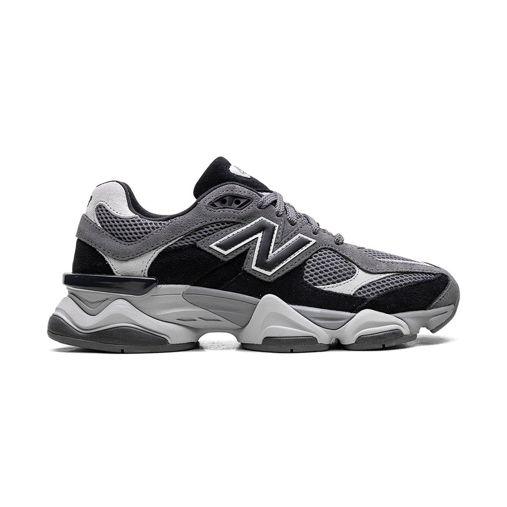9060 "Black / Castlerock"