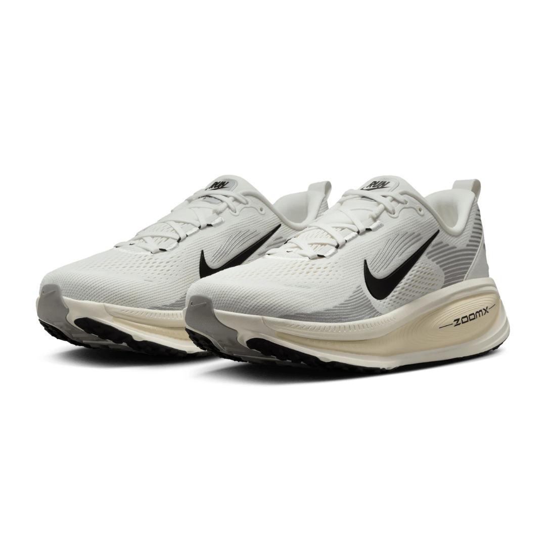 Air Zoom Vomero 18 "Coconut Milk"