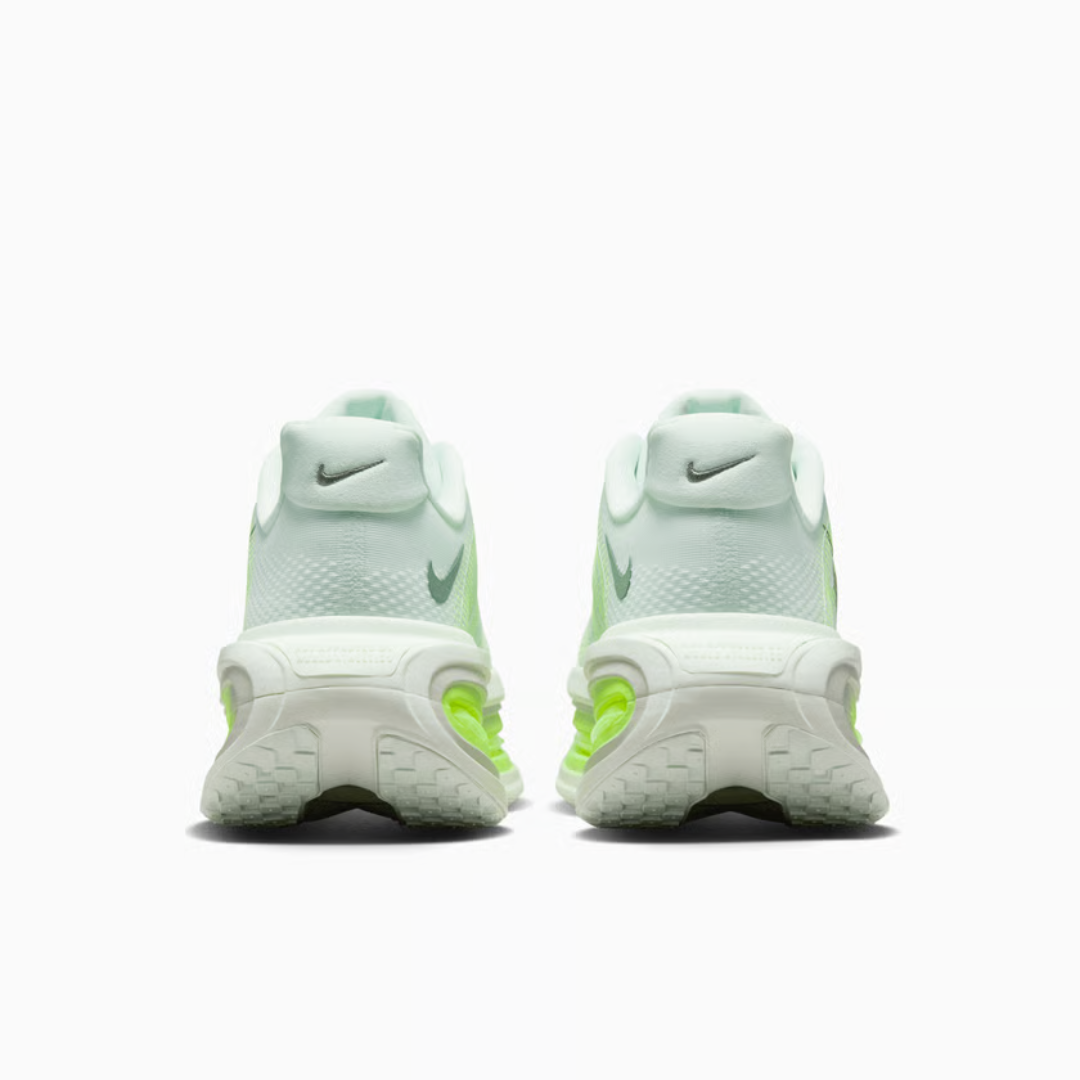 Vomero Premium "Barely Volt"